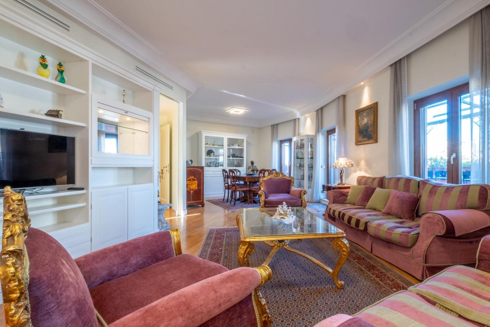 Trevi Terrace Penthouse Apartamento